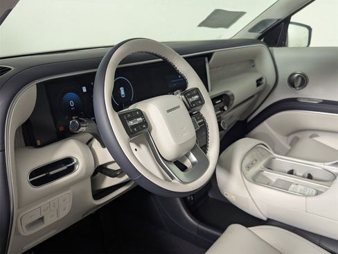 Used 2026 Hyundai Palisade Calligraphy image 11