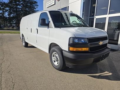 New 2025 Chevrolet Express 2500 Extended