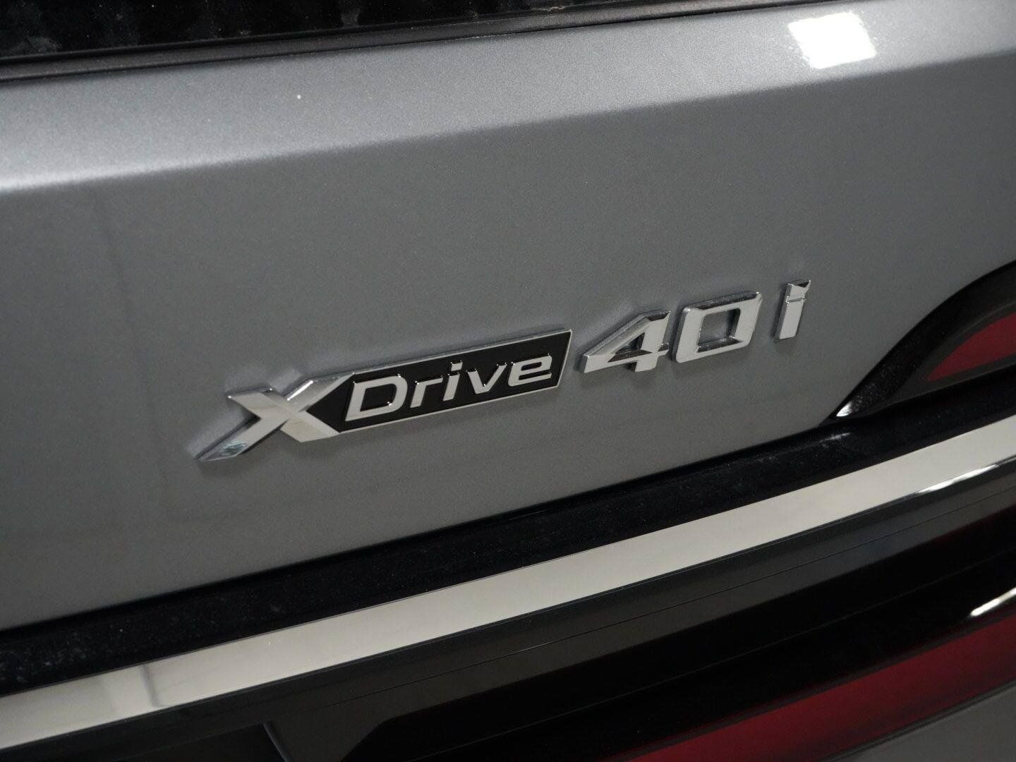 Used 2027 BMW X7 xDrive40i w/ Premium Package AWD/4WD image 23