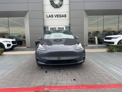 Used 2022 Tesla Model Y Performance image 2