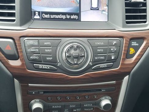 Used 2018 Nissan Pathfinder Platinum w/ Cargo Package AWD/4WD image 18