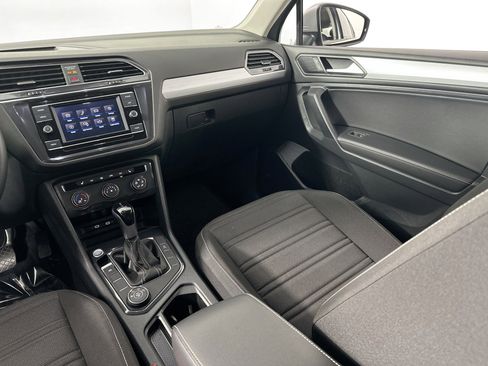 Used 2022 Volkswagen Tiguan S image 22