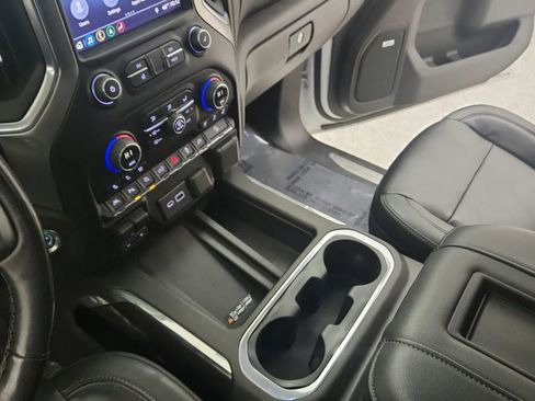 Used 2019 Chevrolet Silverado 1500 LTZ w/ LTZ Premium Package image 28