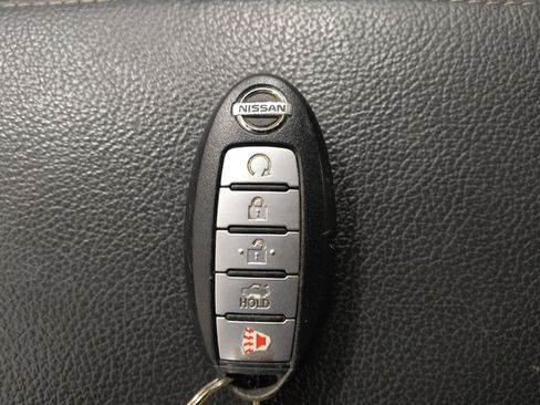 Used 2016 Nissan Altima 2.5 SL w/ Moonroof Package image 32