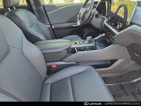Certified 2025 Lexus TX 350 FWD w/ Convenience Package image 28
