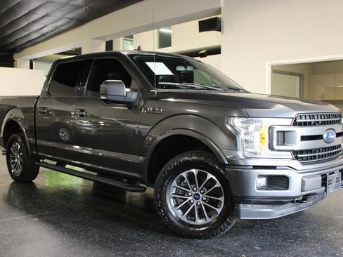 Used 2019 Ford F150 XLT w/ Equipment Group 302A Luxury AWD/4WD image 42