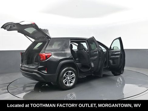 Used 2025 GMC Terrain Elevation image 30