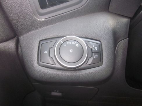 Used 2018 Ford Escape S image 19