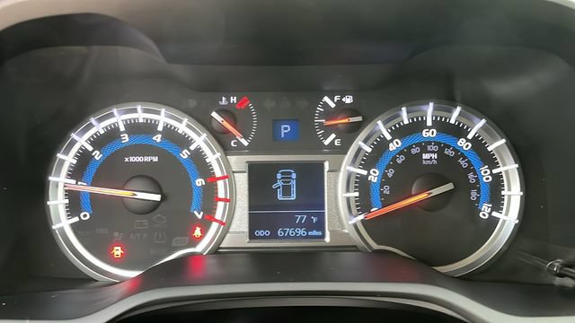 Used 2018 Toyota 4Runner SR5 AWD/4WD image 6