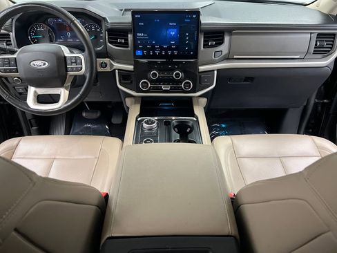 Used 2024 Ford Expedition Max XLT image 48