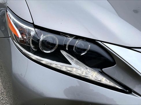 Used 2018 Lexus ES 350 image 26
