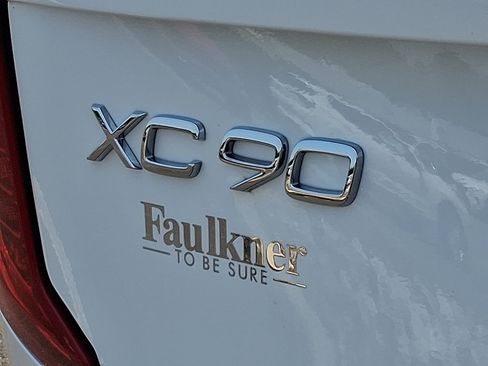 Certified 2024 Volvo XC90 B5 Core w/ Protection Package Premier image 29