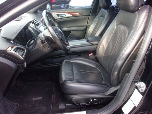 Used 2018 Lincoln MKZ Reserve FWD image 12