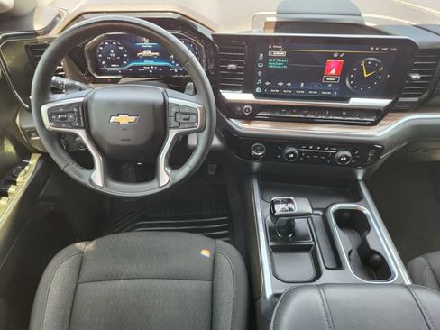 Used 2023 Chevrolet Silverado 1500 LT RWD image 27