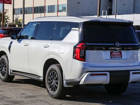 New 2026 Nissan Armada SV image 8
