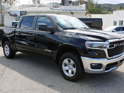 Used 2025 RAM 1500 Big Horn image 3