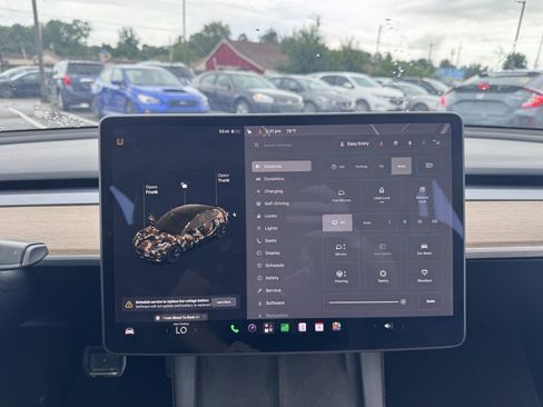 Used 2021 Tesla Model 3 Standard Range Plus RWD image 21