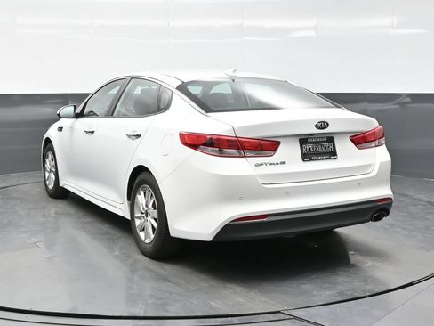 Used 2018 Kia Optima LX FWD image 5