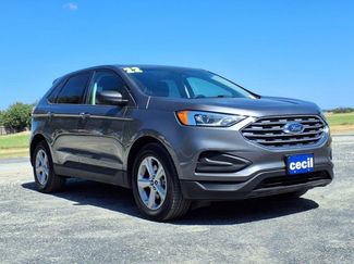 Used 2022 Ford Edge SE image 1