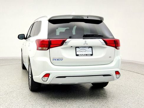 Used 2021 Mitsubishi Outlander SEL image 6
