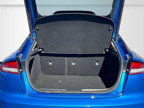 Used 2022 Kia Stinger GT2 image 27