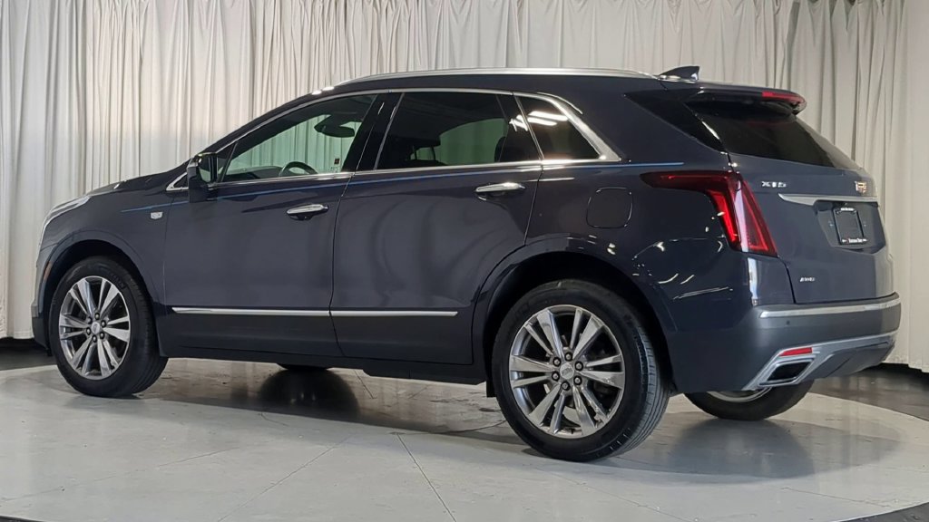 Used 2024 Cadillac XT5 Premium Luxury AWD/4WD image 8