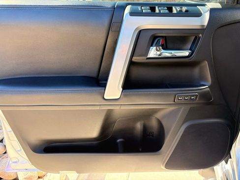 Used 2020 Toyota 4Runner Limited image 10