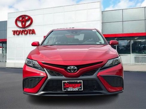Used 2024 Toyota Camry SE FWD image 10