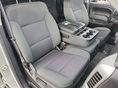 Used 2015 GMC Sierra 1500 SLE w/ SLE Value Package image 16