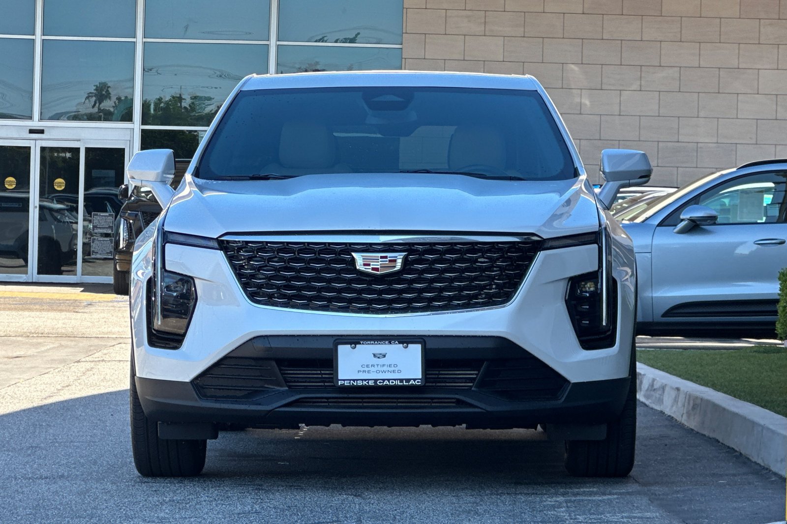 Used 2024 Cadillac XT4 Luxury FWD image 9