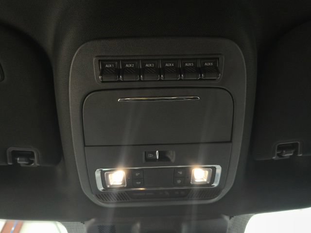 Used 2023 Ford F350 Lariat w/ Lariat Ultimate Package AWD/4WD image 27
