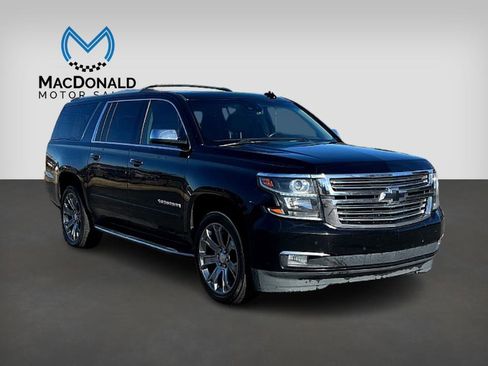 Used 2017 Chevrolet Suburban Premier image 8