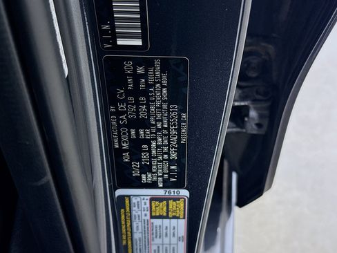 Used 2023 Kia Forte LXS FWD image 26