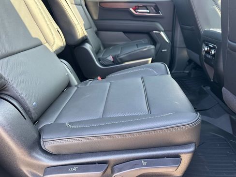 New 2026 GMC Yukon XL Denali w/ Sun & Power Step Package image 16