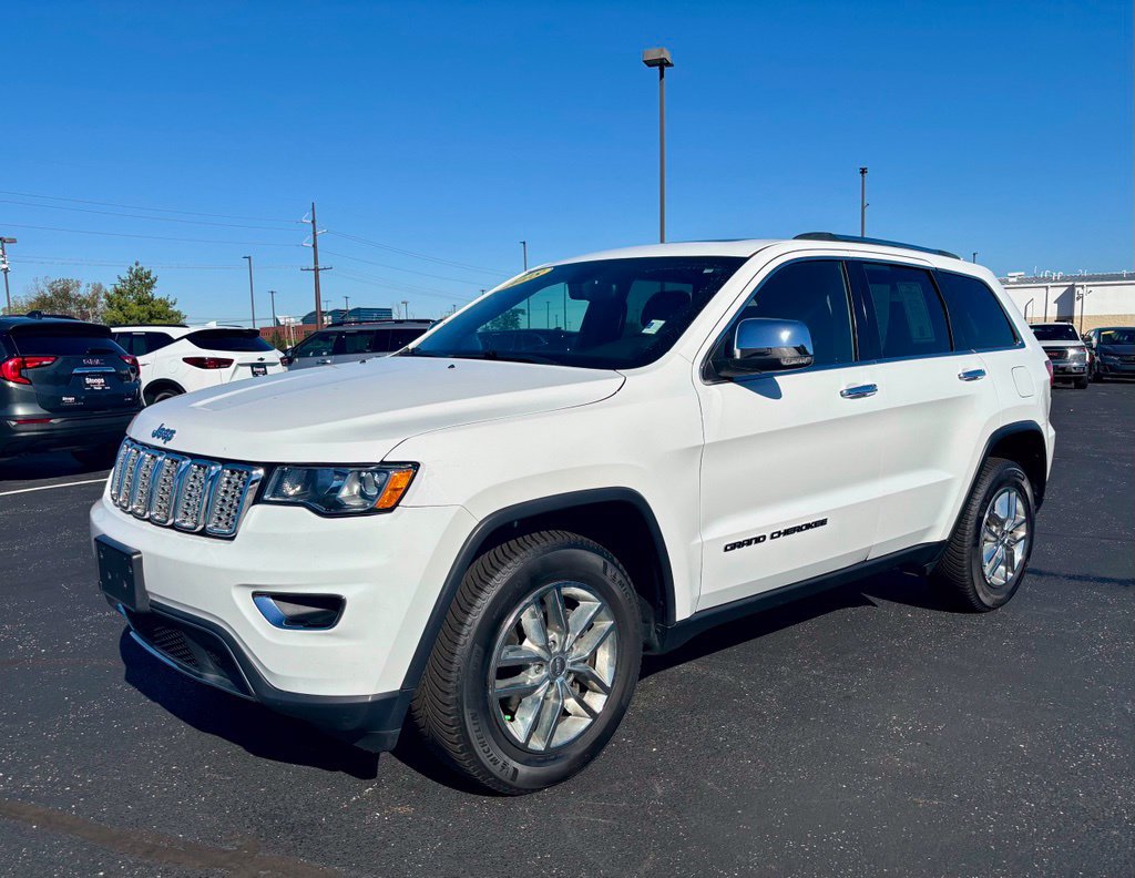 Used 2018 Jeep Grand Cherokee Limited AWD/4WD image 3