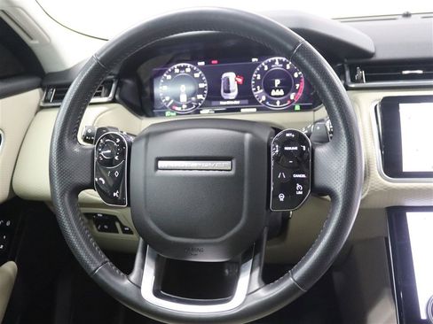 Used 2019 Land Rover Range Rover Velar S AWD/4WD image 23
