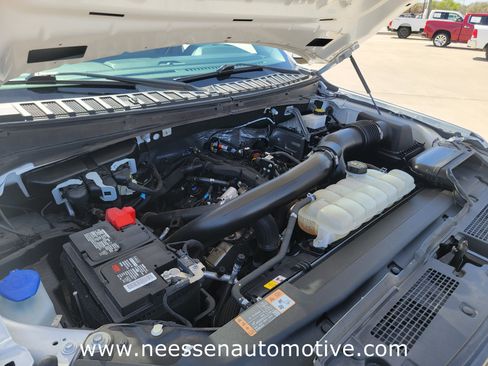 Used 2024 Ford Expedition Max XLT image 35