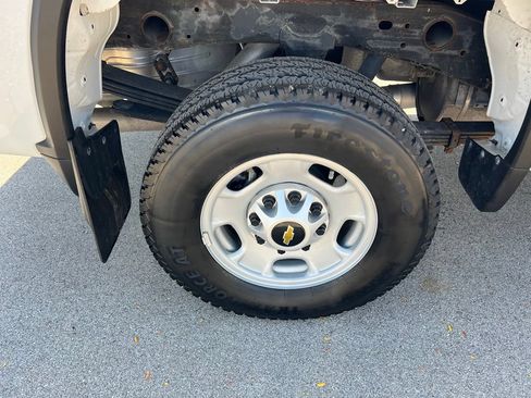 Used 2022 Chevrolet Silverado 2500 W/T w/ WT Fleet Convenience Package AWD/4WD image 19