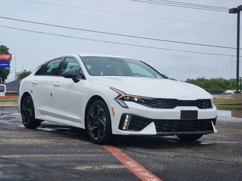 New 2026 Kia K5 GT-Line image 3