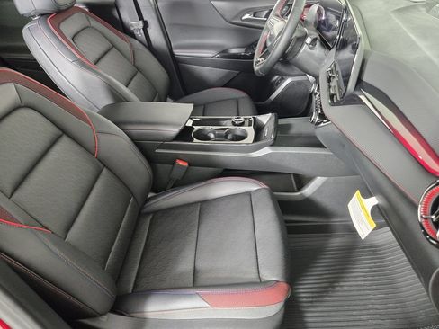 New 2026 Chevrolet Equinox RS w/ Convenience Package III FWD image 16