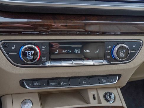 Used 2018 Audi Q5 2.0T Premium Plus image 17