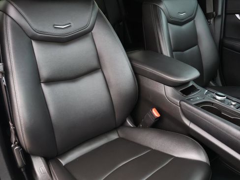 Used 2021 Cadillac XT5 Luxury w/ LPO, Floor Liner Package FWD image 15