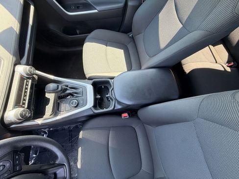 Used 2025 Toyota RAV4 LE image 38