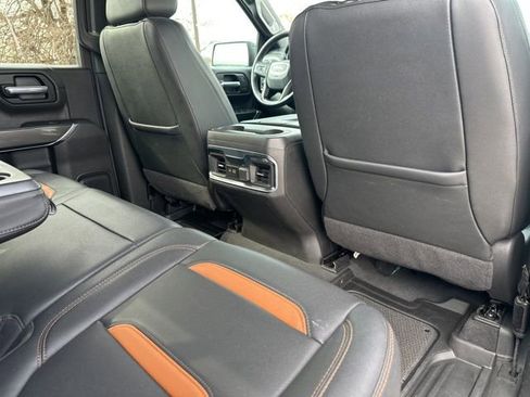 Used 2022 GMC Sierra 1500 AT4 w/ AT4 Premium Package AWD/4WD image 44