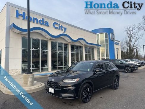 Certified 2024 Honda HR-V Sport image 1