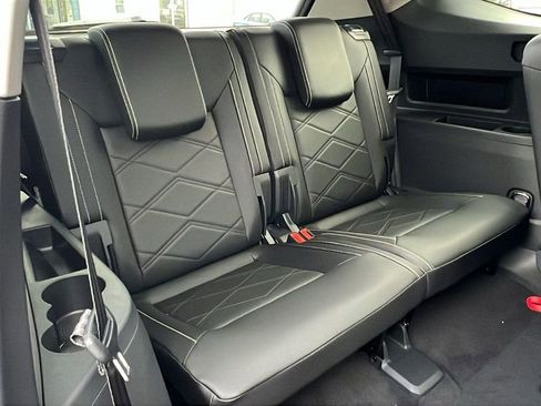 New 2026 Volkswagen Atlas SE image 12