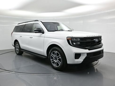 Certified 2025 Ford Expedition Max Active image 64