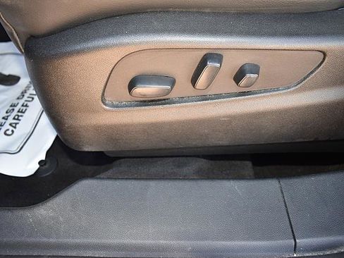 Used 2021 Cadillac XT4 Premium Luxury image 11