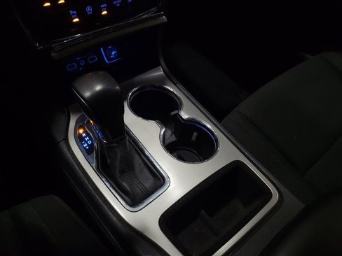 Used 2022 Jeep Grand Cherokee Laredo E image 26