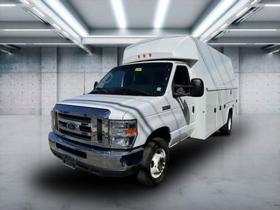 Used 2016 Ford E-450 and Econoline 450 Super Duty w/ Power Windows & Locks Group